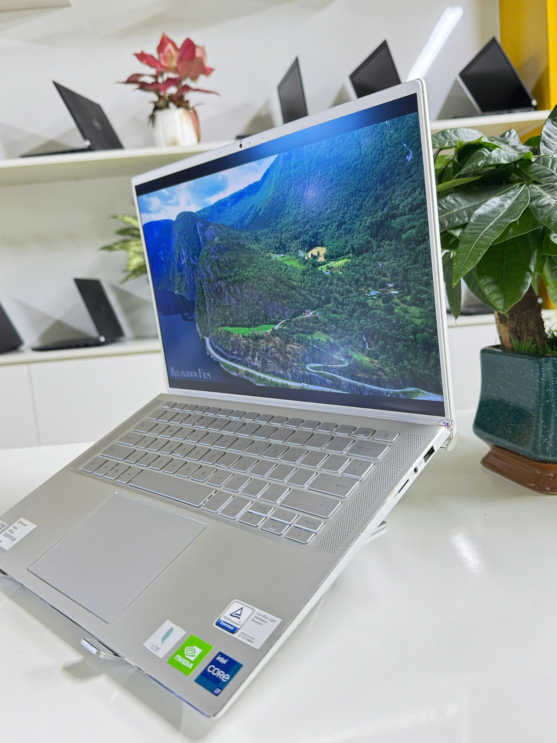 z7205450169196_7b074cb9d421df4bc2d2ed3f67b4f4c8