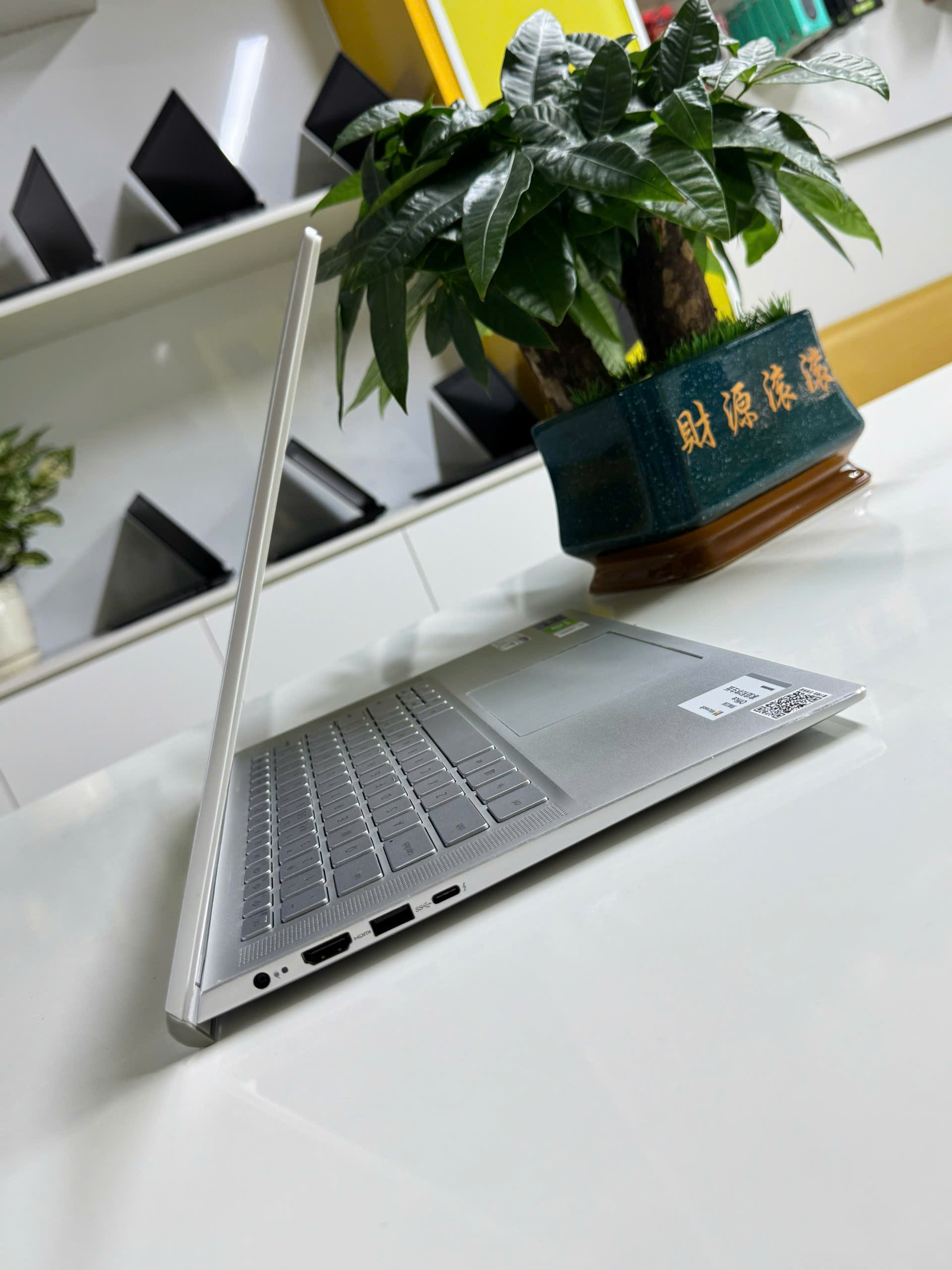 z7205450247685_e194486d20736dbac5ab21360318f5ff