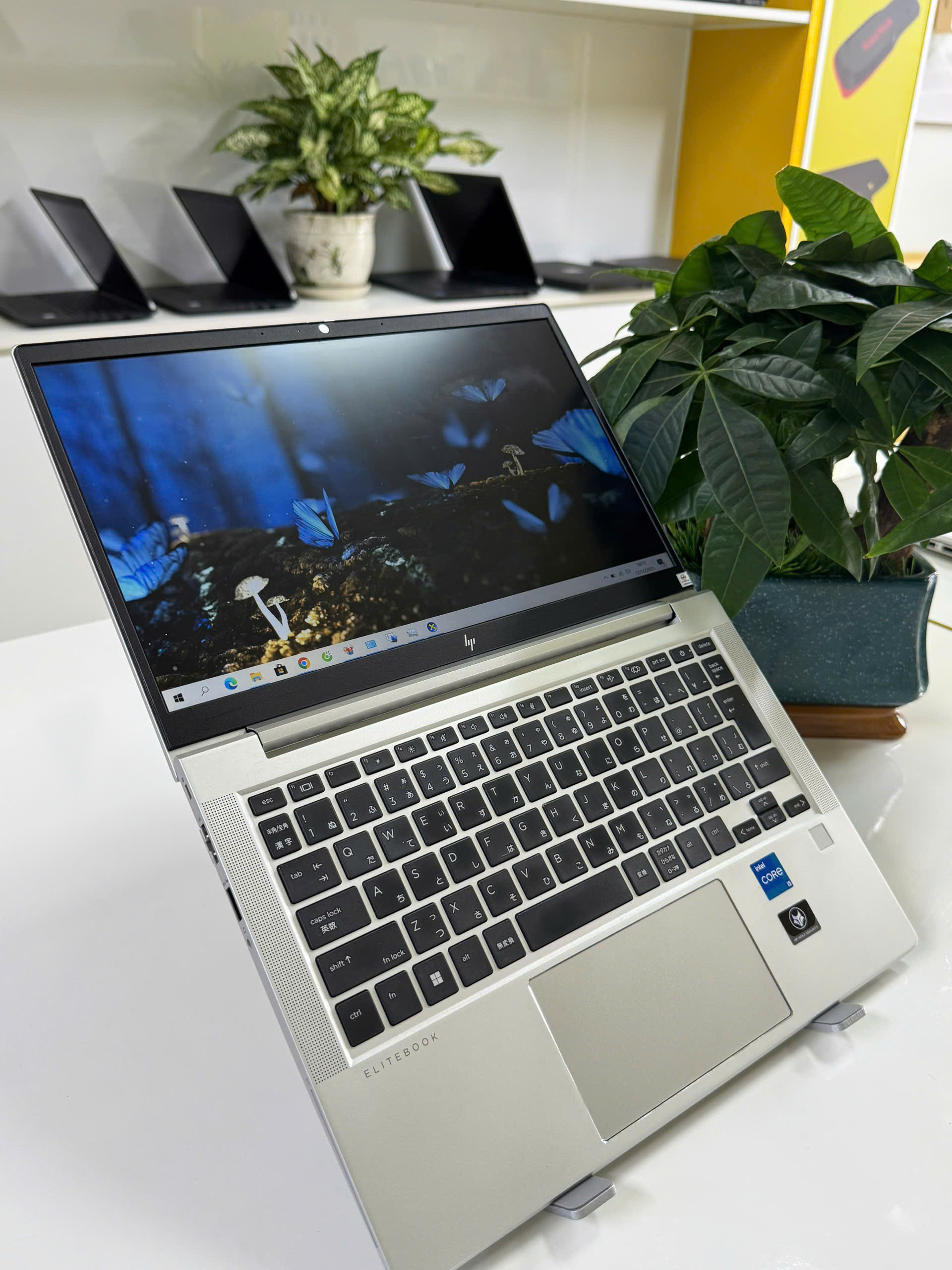 hp-elitebook-630-g9-i5-i5-sideports-14.jpg - An Nam Laptop Laptop cũ HP EliteBook 630 G9 i5 I5 - side_ports giá rẻ tại Thanh Hóa - An Nam Laptop