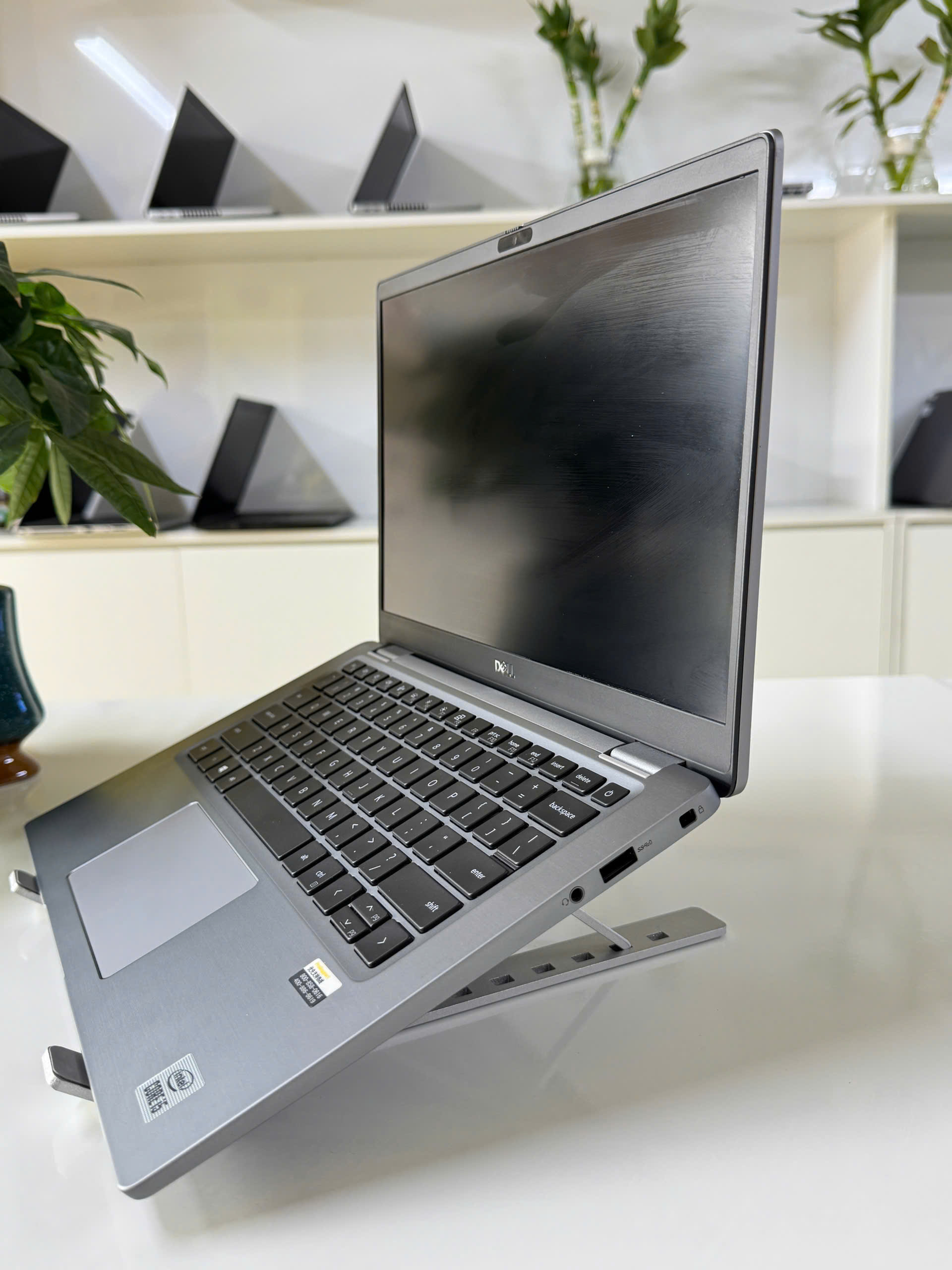 dell-latitude-7310-i5-i5-wholelaptop-1.jpg - An Nam Laptop Laptop cũ Dell Latitude 7310 i5 I5 - whole_laptop giá rẻ tại Thanh Hóa - An Nam Laptop