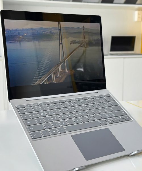 Laptop cũ Surface cảm ứng màu bạc - screen giá rẻ tại Thanh Hóa - An Nam Laptop