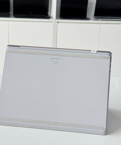Laptop cũ Surface cảm ứng màu hồng - bottom giá rẻ tại Thanh Hóa - An Nam Laptop