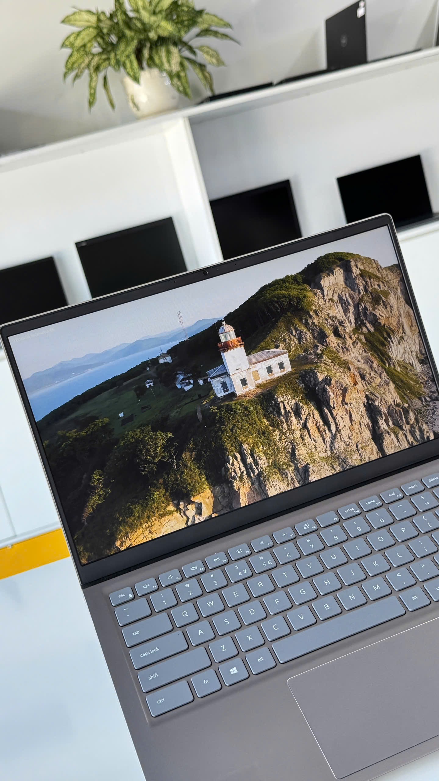 Dell Inspiron 14 5410 i7 - An Nam Laptop Thanh Hóa - Màn hình