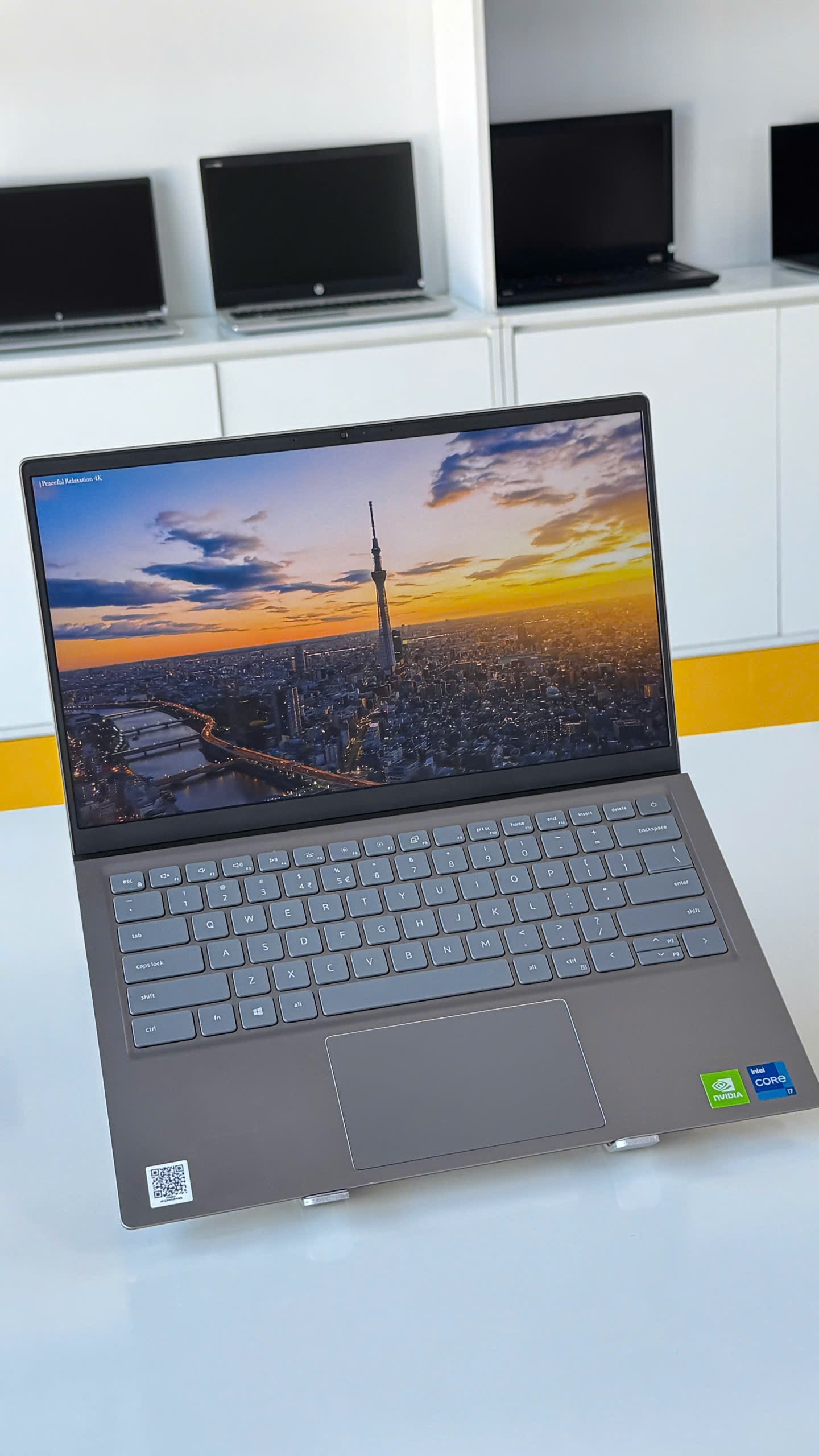 Dell Inspiron 14 5410 i7 - An Nam Laptop Thanh Hóa - Góc nhìn tổng thể