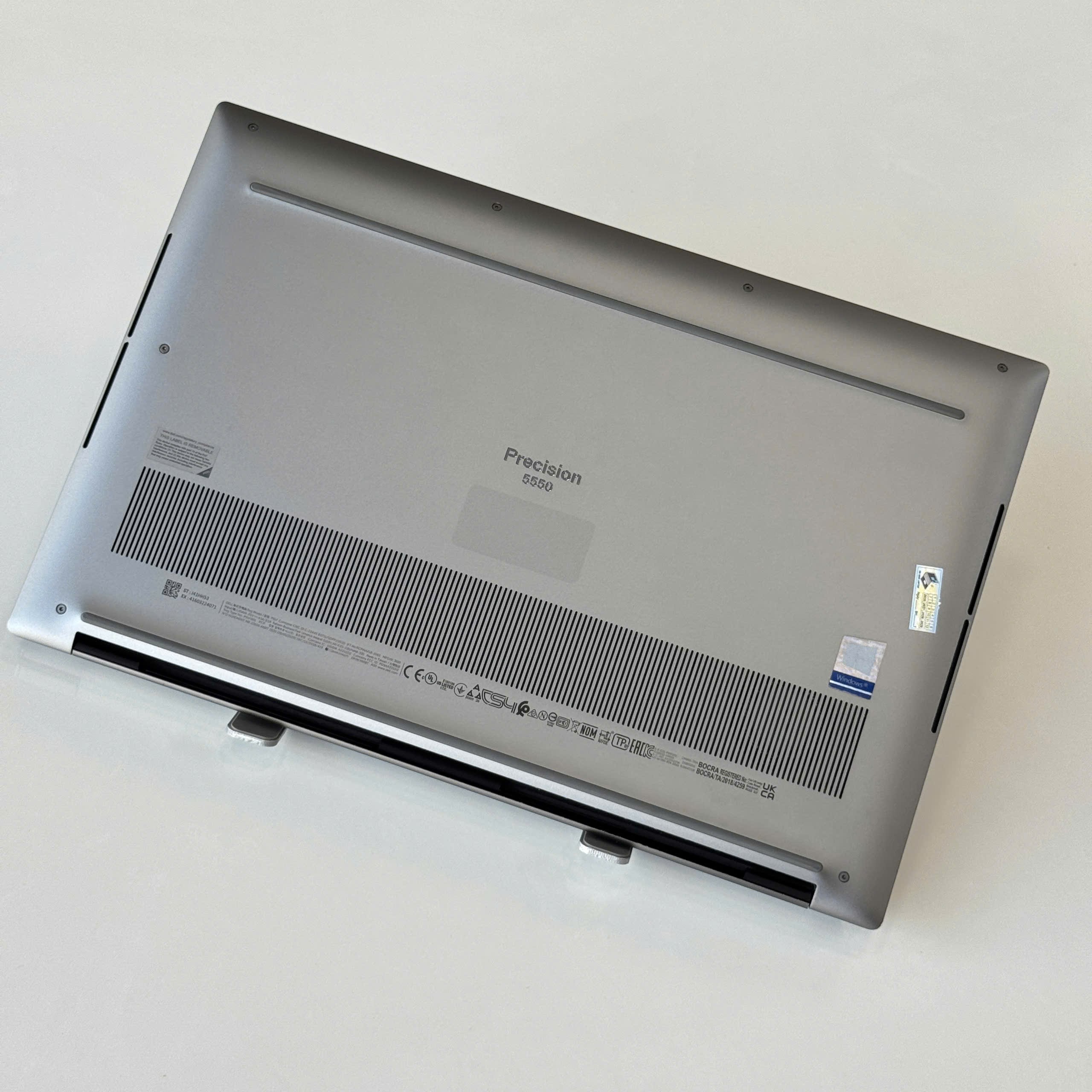 dell-precision-5550-7-t1000-i7-bottom-8.jpg - An Nam Laptop Laptop cũ Dell Precision 5550 7 T1000 i7 - bottom giá rẻ tại Thanh Hóa - An Nam Laptop