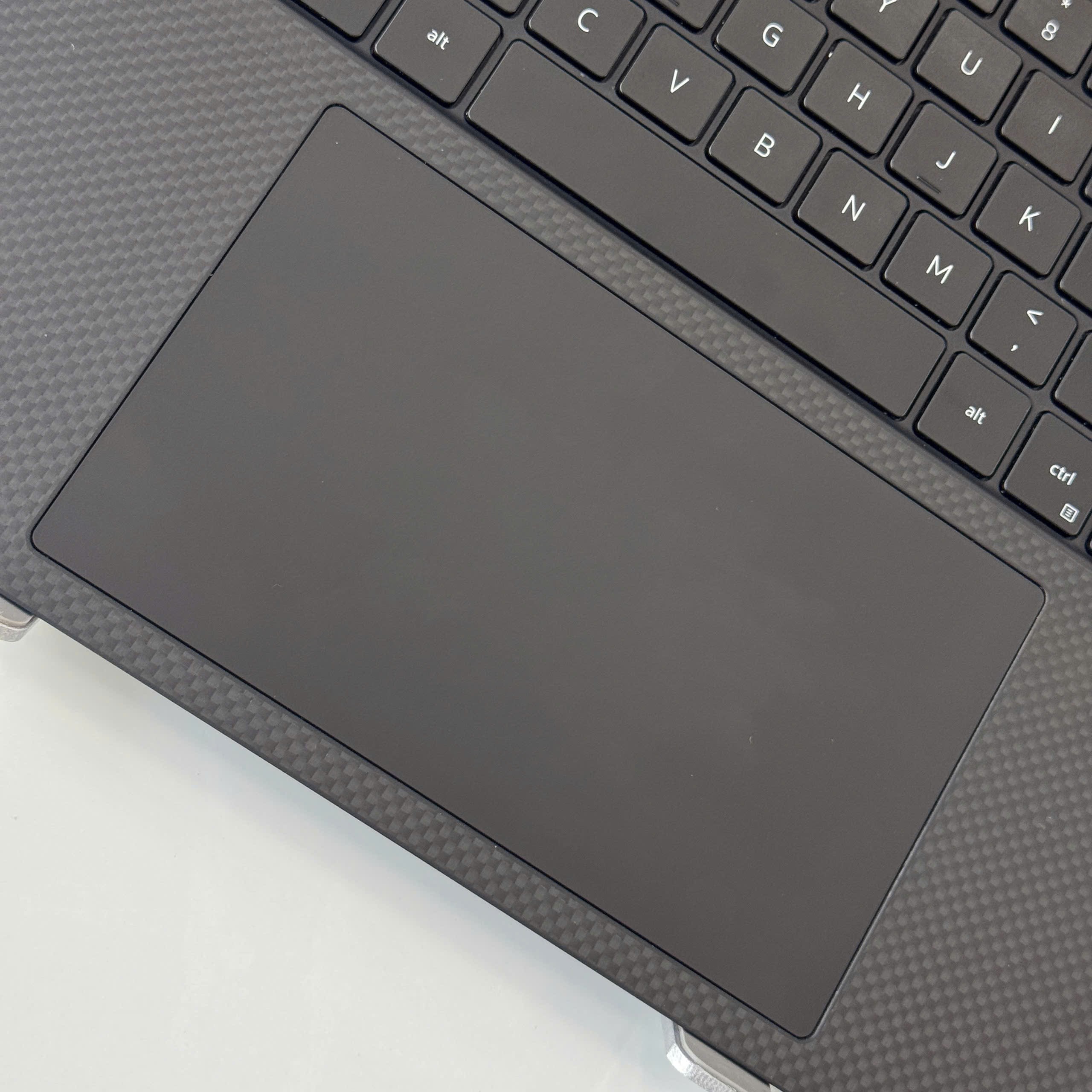 Dell Precision 5550 7 T1000 i7/16G/SSD512GB/T1000/15.6in FHD - An Nam Laptop Thanh Hóa - Bàn phím
