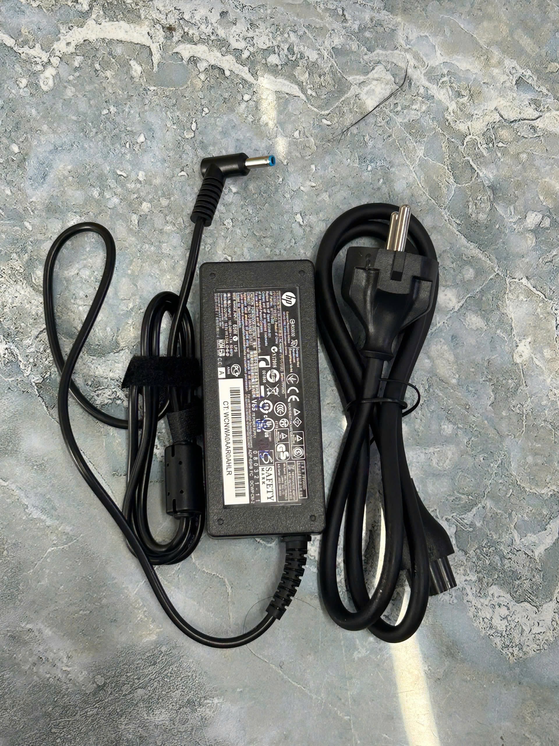 ac-msi-120w-va-150w-portsbuttons-6.jpg - An Nam Laptop Laptop cũ ạc MSI 120w và 150w - ports_buttons chính hãng giá rẻ tại Thanh Hóa - An Nam Laptop