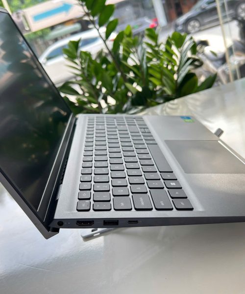 Laptop cũ Dell Vostro 5510 i5 - side_ports giá rẻ tại Thanh Hóa - An Nam Laptop
