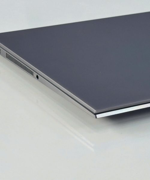 Laptop cũ HP ZBook Studio G8 i7-11850H – Hiệu năng workstation mạnh mẽ, thiết kế mỏng nhẹ – Sức mạnh chuyên nghiệp, đồ họa vượt trội – Khẳng định đẳng cấp. Giá - ports_buttons chính hãng giá rẻ tại Thanh Hóa - An Nam Laptop