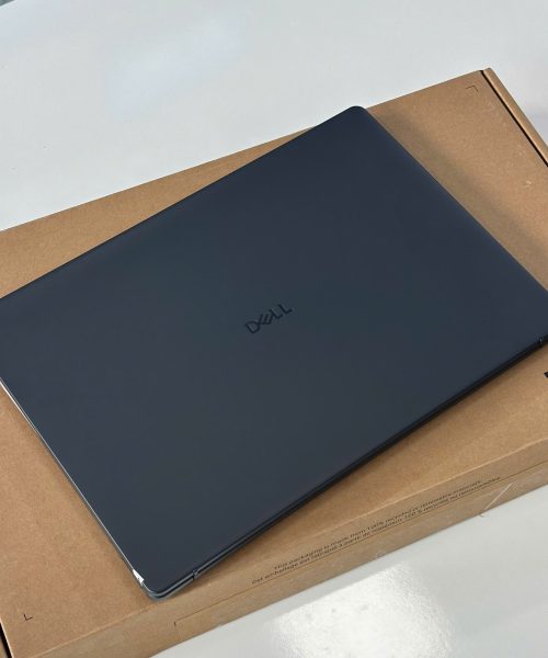 Dell DC16250 Carbon I7 – Vỏ Carbon sang trọng, Màn hình 16 inch FHD – Hiệu năng đỉnh cao, dẫn lối thành công.