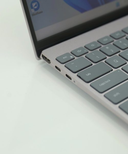 Laptop cũ Dell Inspiron 13 5320 màu hồng i7-1260p - side_ports chính hãng giá rẻ tại Thanh Hóa - An Nam Laptop