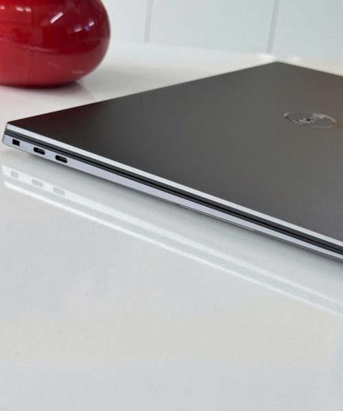 Laptop cũ Dell Precision 5570 i7-12800h cảm ứng - side_ports chính hãng giá rẻ tại Thanh Hóa - An Nam Laptop